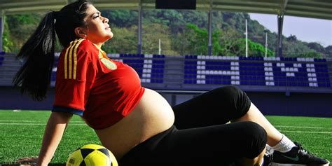 Can Pregnant Women Play Golf? Exploring the Fairways of Pregnancy and Sport