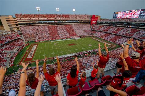 What Channel is Arkansas Football On: A Dive into the World of Sports Broadcasting